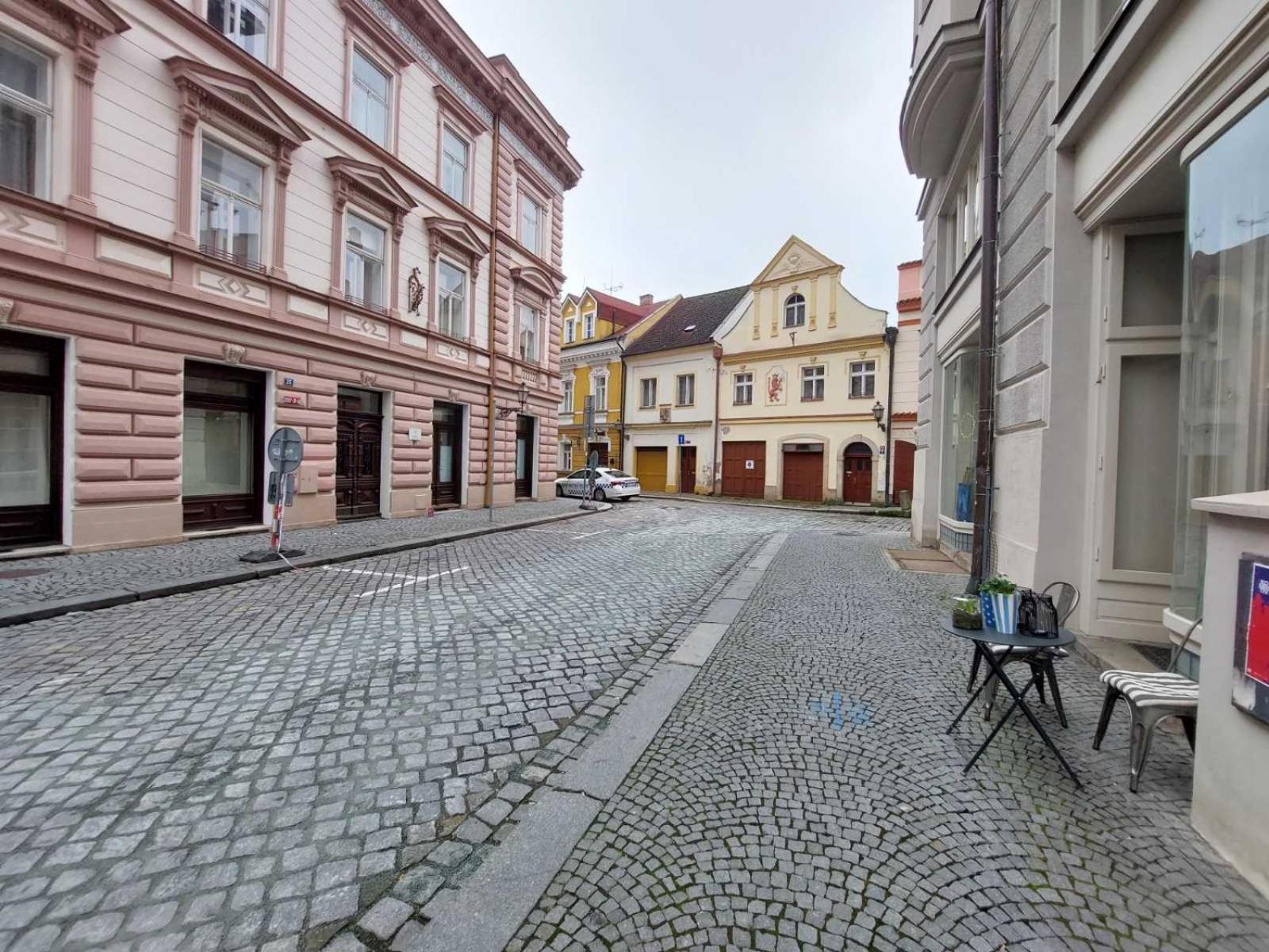 Exkluzivni Apartman V Prizemi V Hradci Kralove Hradec Králové Eksteriør billede